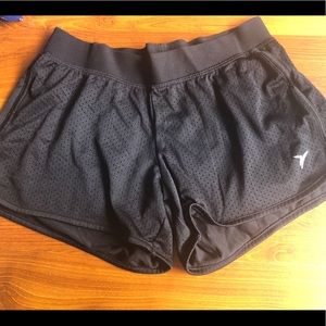 Active running shorts
